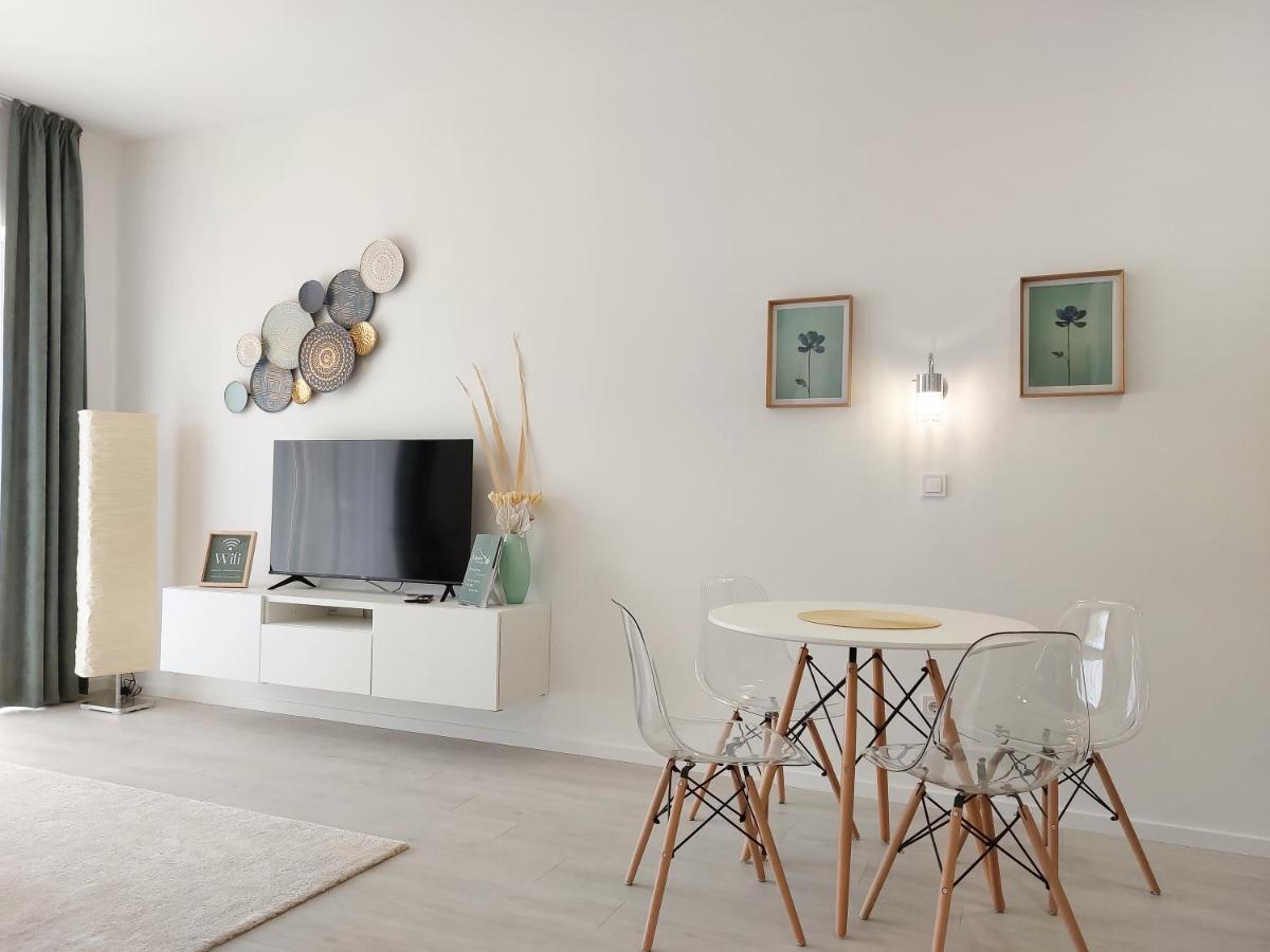 Linden Apartman 104 - Adults Only Mosonmagyaróvár Buitenkant foto